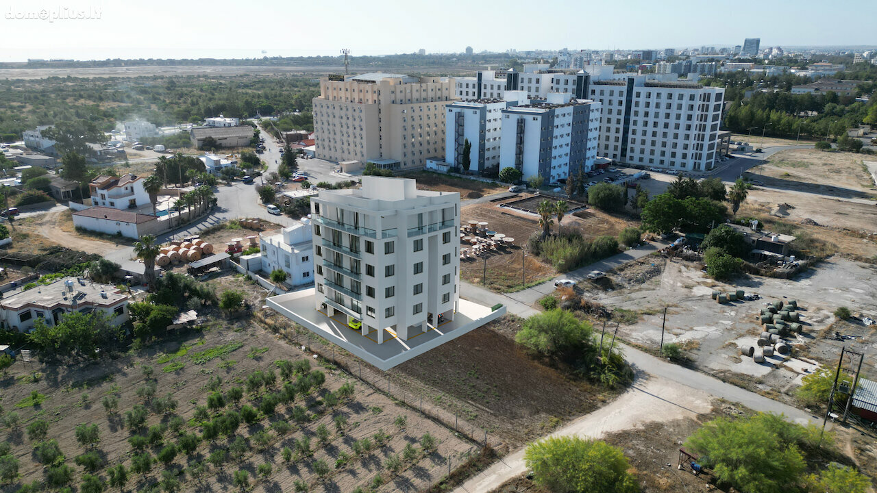 Parduodamas 3 kambarių butas Kipre, Famagusta