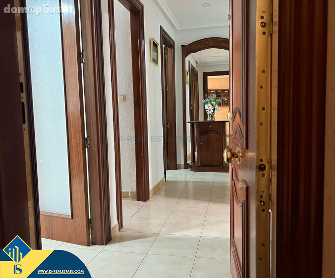 Продается 4 комнатная квартира Испания, Torrevieja