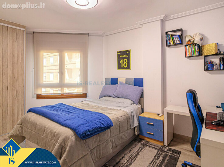 Parduodamas 4 kambarių butas Ispanijoje, Torrevieja