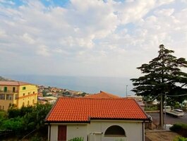 Parduodamas 5 kambarių butas Italijoje, Kita