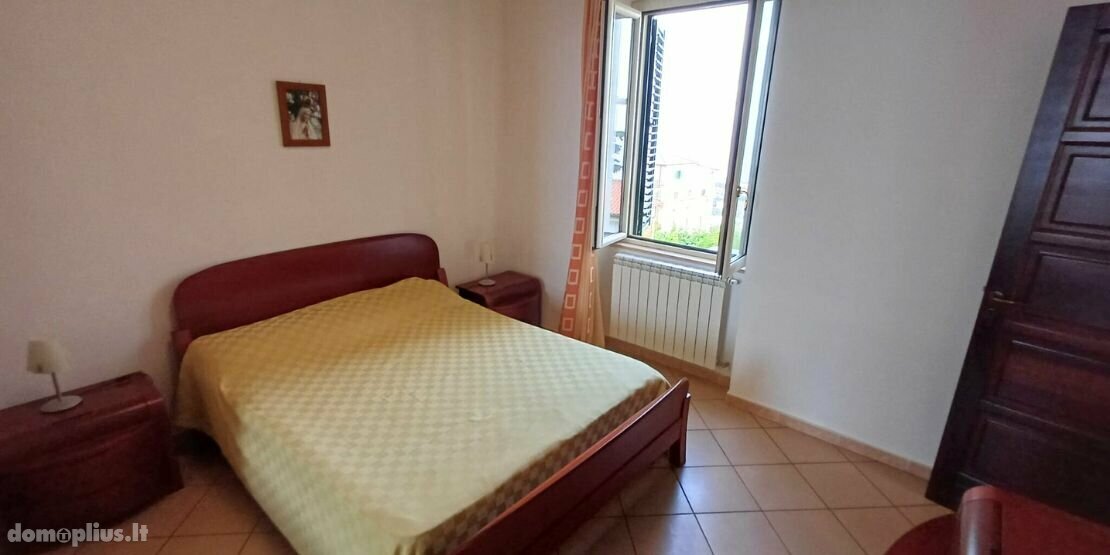 Parduodamas 5 kambarių butas Italijoje, Kita