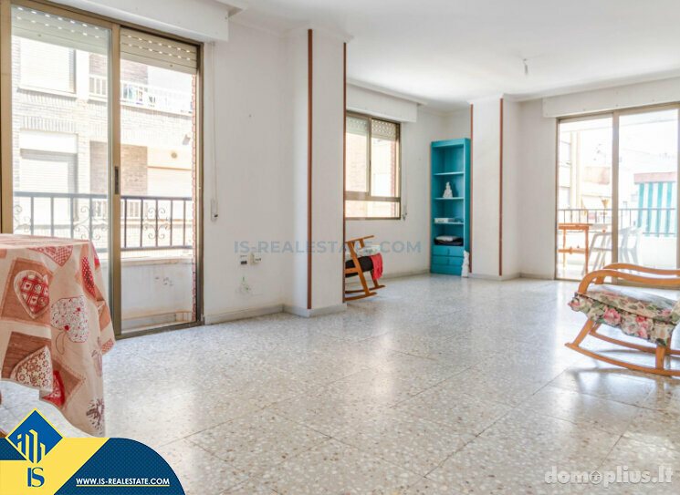 Parduodamas 4 kambarių butas Ispanijoje, Torrevieja