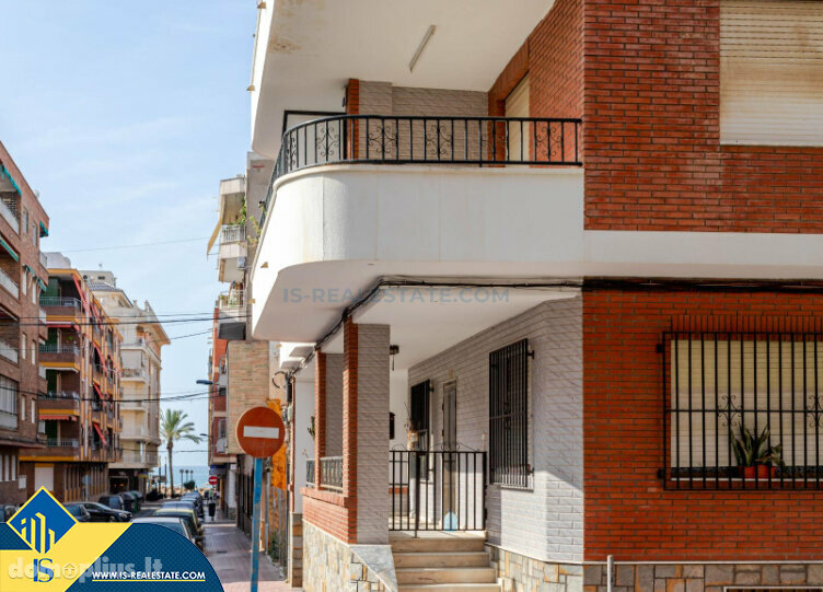 Parduodamas 4 kambarių butas Ispanijoje, Torrevieja