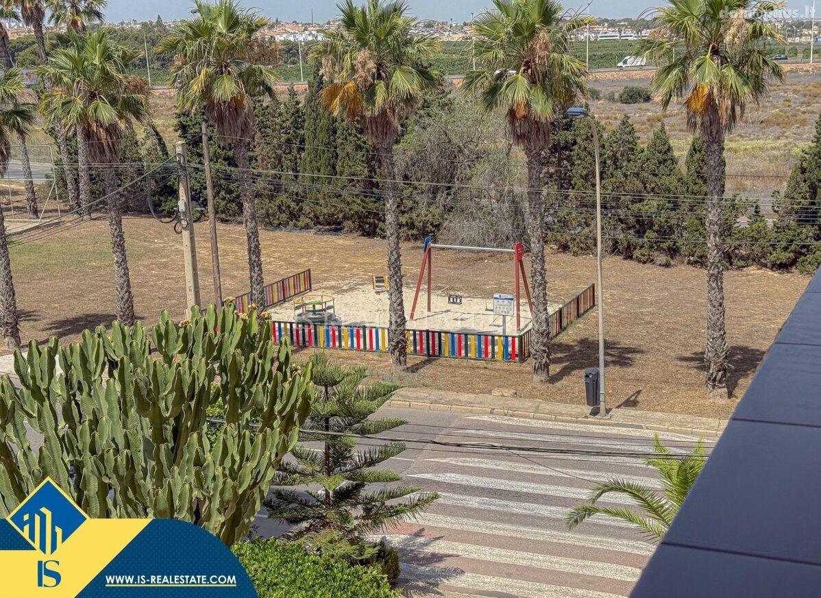 Parduodamas 3 kambarių butas Ispanijoje, Torrevieja