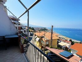 Parduodamas 5 kambarių butas Italijoje, Scalea