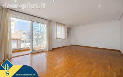 Parduodamas 4 kambarių butas Ispanijoje, Torrevieja