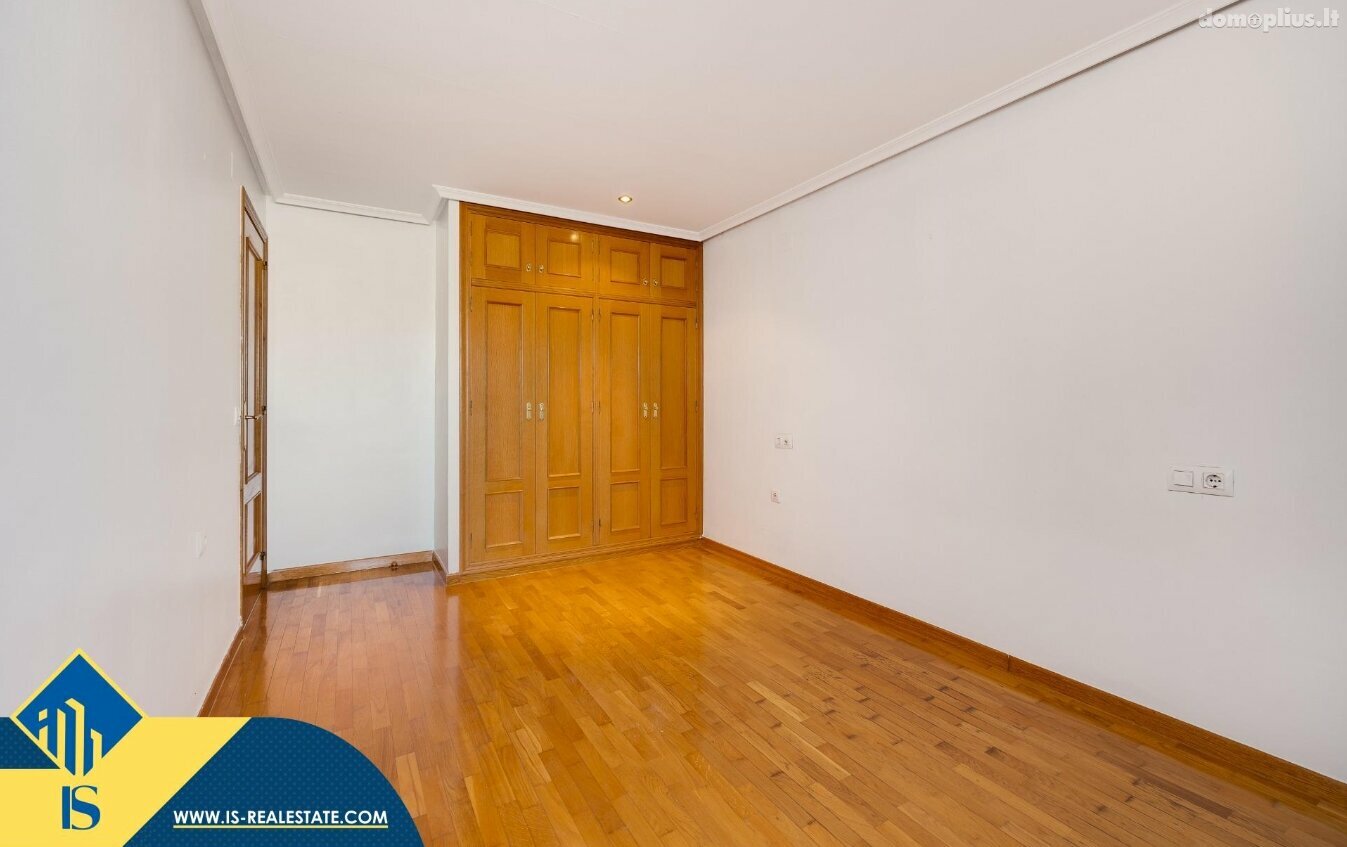 Продается 4 комнатная квартира Испания, Torrevieja