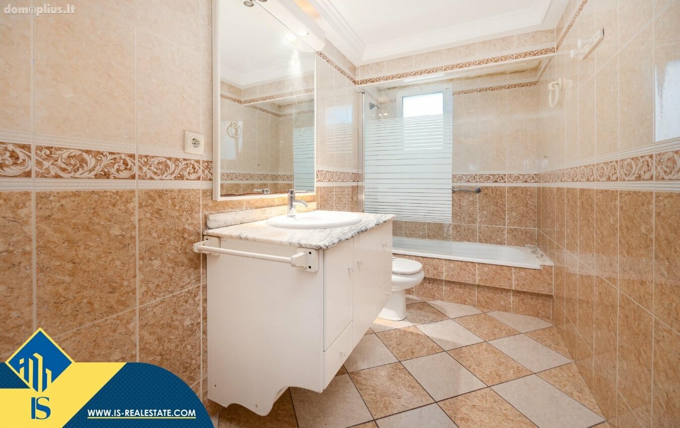 Продается 4 комнатная квартира Испания, Torrevieja
