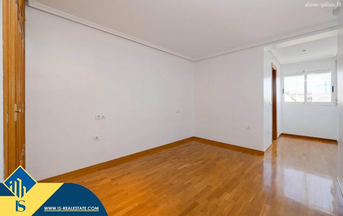 Продается 4 комнатная квартира Испания, Torrevieja