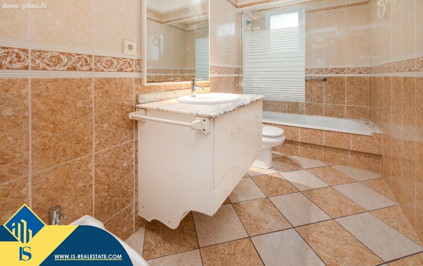 Продается 4 комнатная квартира Испания, Torrevieja