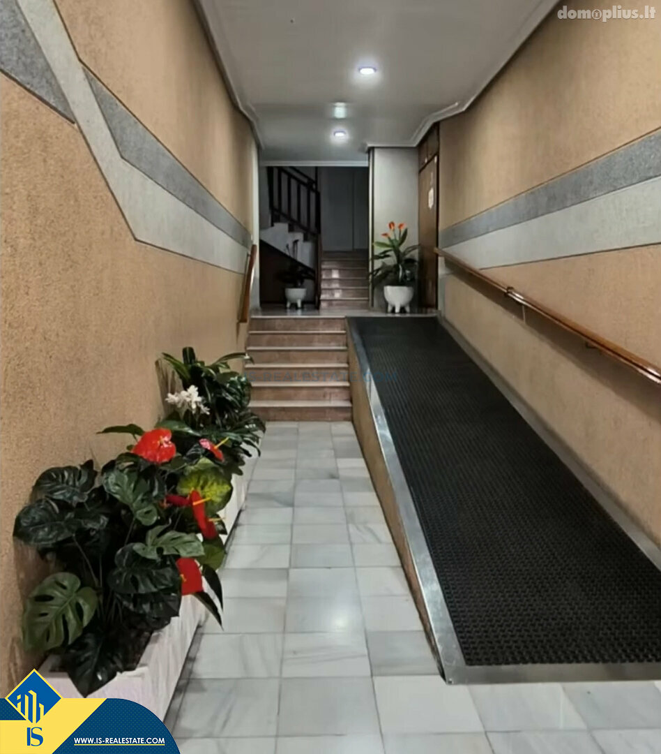 Parduodamas 5 kambarių butas Ispanijoje, Almoradi