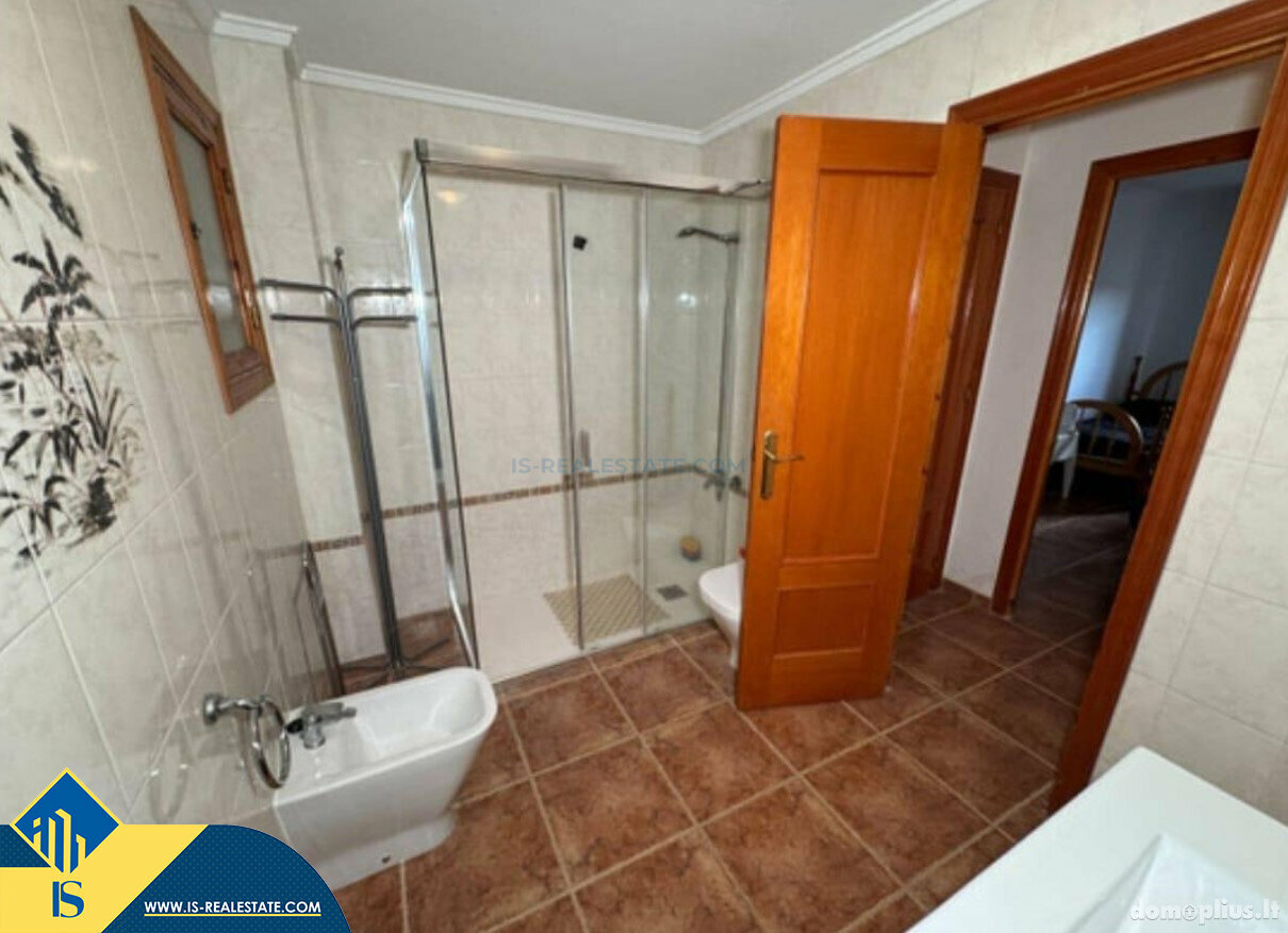 Parduodamas 4 kambarių butas Ispanijoje, Torrevieja