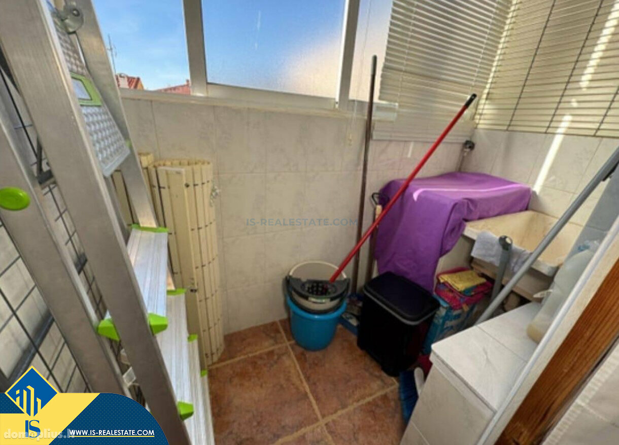 Parduodamas 4 kambarių butas Ispanijoje, Torrevieja