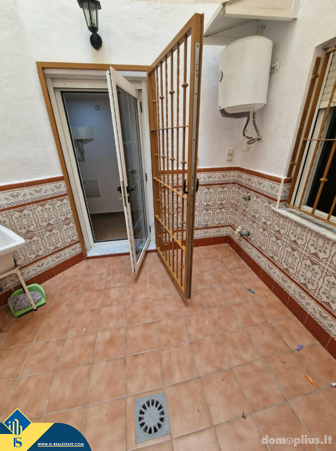 Parduodamas 3 kambarių butas Ispanijoje, Torrevieja