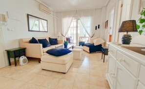 3 kambarių butas Ispanijoje, Orihuela Costa