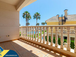 Parduodamas 3 kambarių butas Ispanijoje, Orihuela Costa