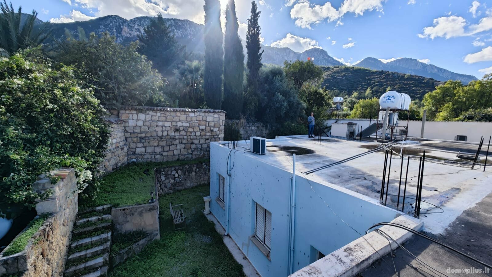 Parduodamas namas Kipre, Kyrenia