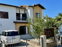 Parduodamas namas Kipre, Kyrenia