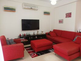 Parduodamas namas Kipre, Kyrenia