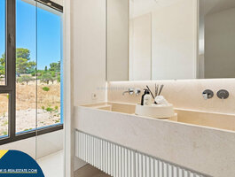Дом Испания, Marbella