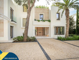 Дом Испания, Marbella