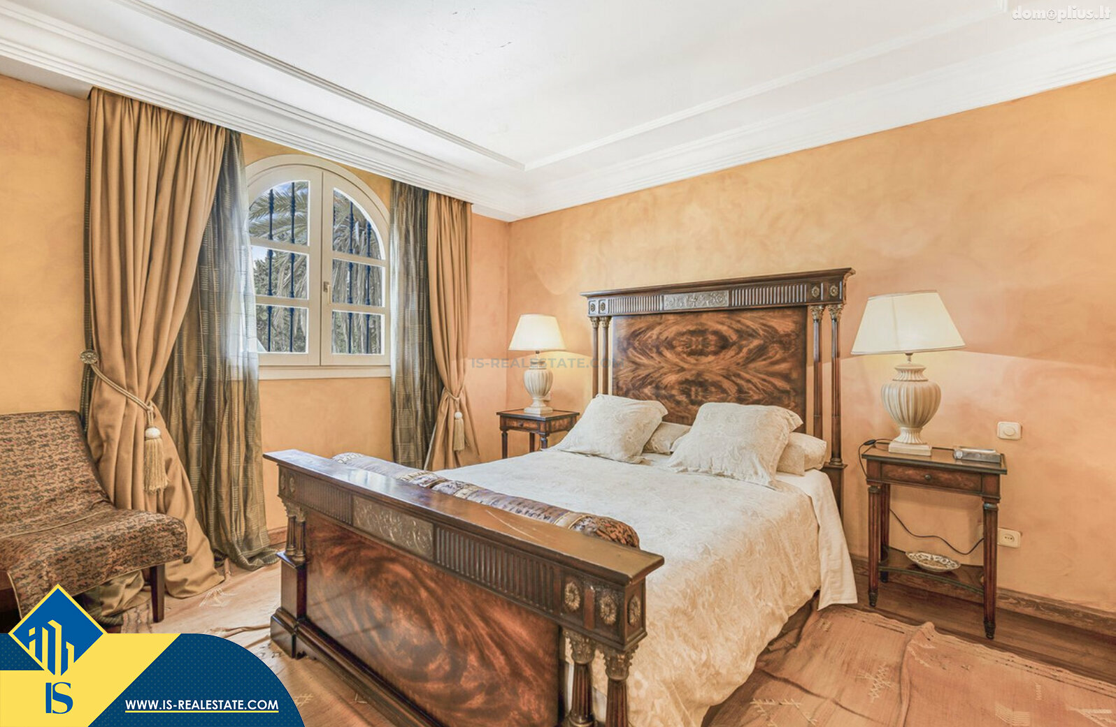 Дом Испания, Marbella