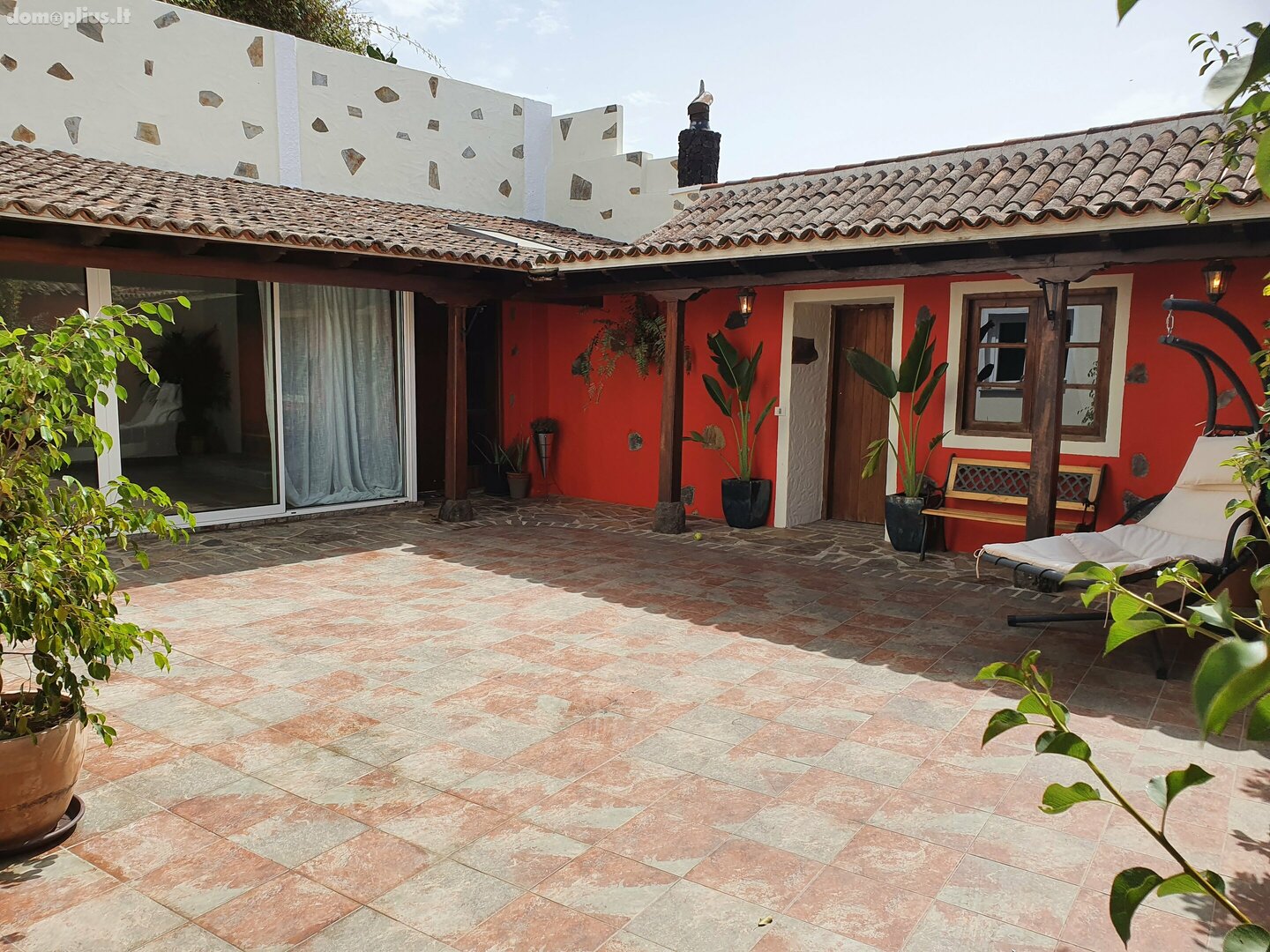 Дом Испания, Tenerife