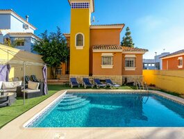 Namas Ispanijoje, Orihuela Costa