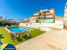 Namas Ispanijoje, Orihuela Costa