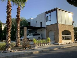 House Cypruje, Kyrenia