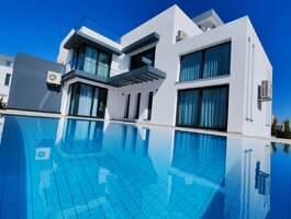 Дом Кипр, Kyrenia