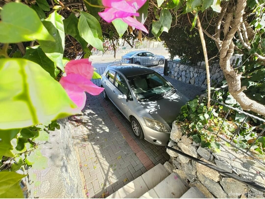 Parduodamas namas Kipre, Kyrenia