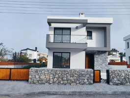 Namas Kipre, Kyrenia