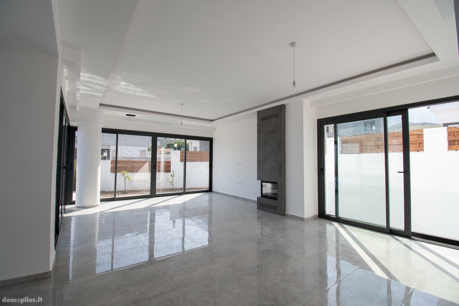 Parduodamas namas Kipre, Kyrenia