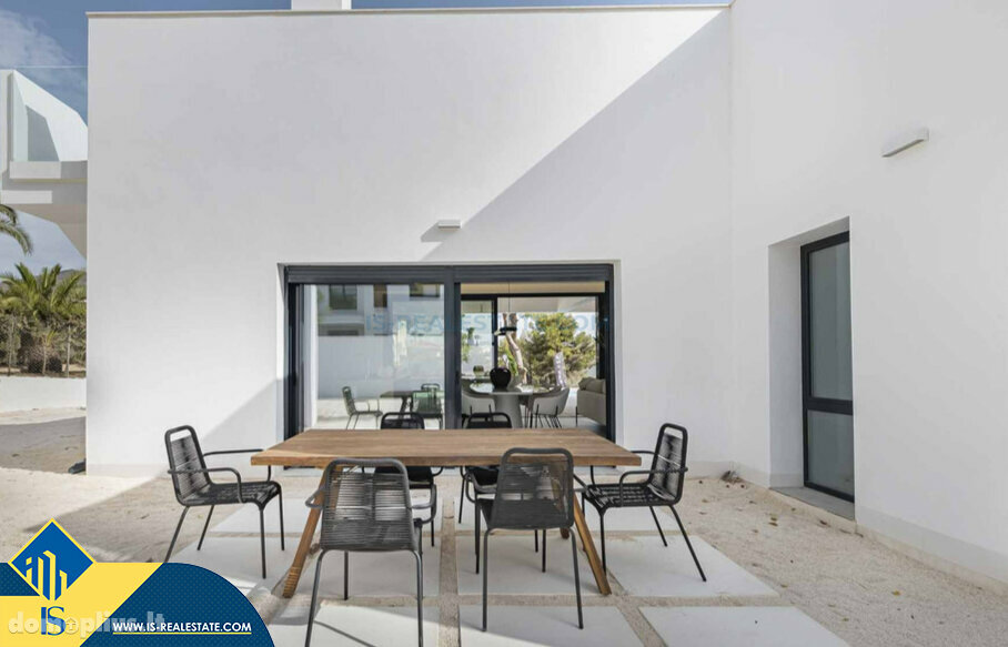 Дом Испания, Orihuela Costa