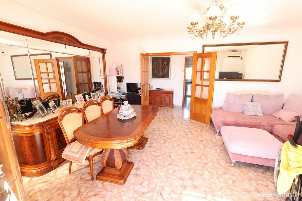 Дом Испания, Orihuela Costa