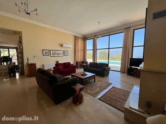 Дом Кипр, Kyrenia