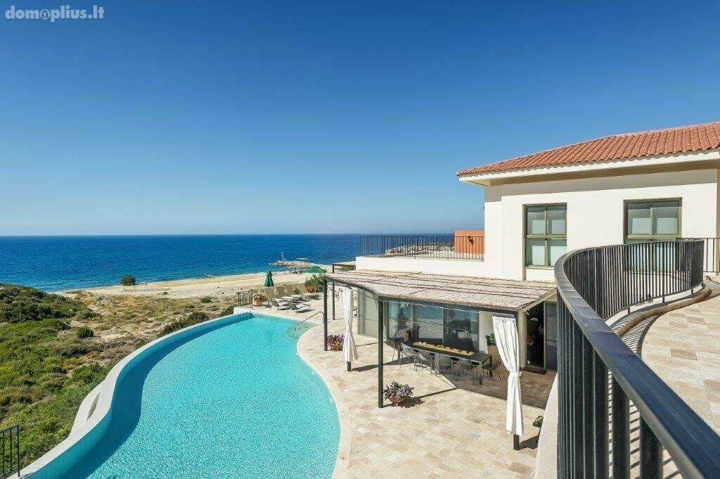 Дом Кипр, Kyrenia