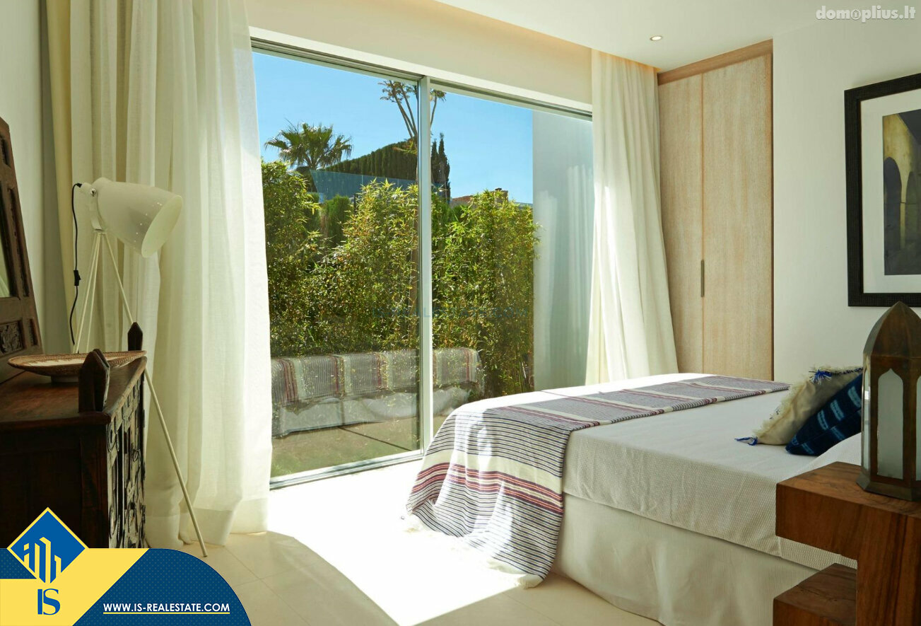 Дом Испания, Ibiza