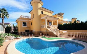Namas Ispanijoje, Orihuela Costa