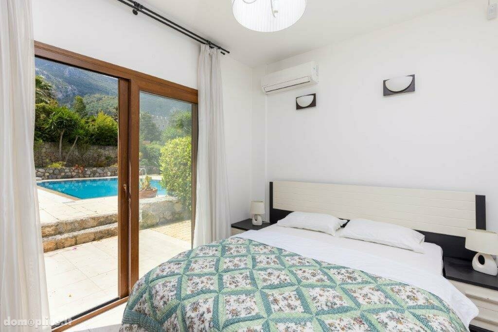Дом Кипр, Kyrenia