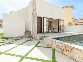 Namas Ispanijoje, Orihuela Costa