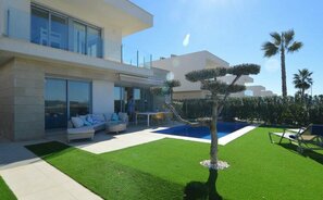 Namas Ispanijoje, Orihuela Costa