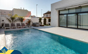 Дом Испания, Orihuela Costa