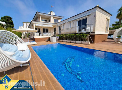 Дом Испания, Torrevieja