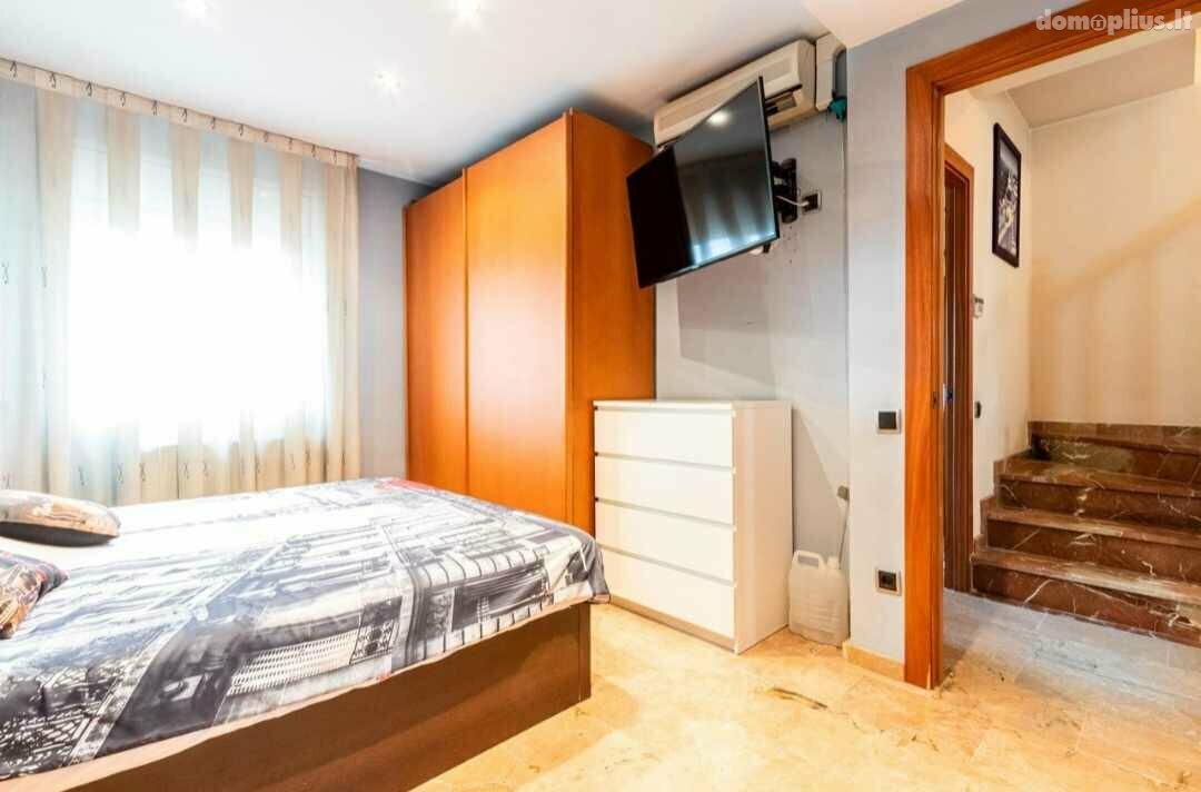 Semi-detached house for sale Spain, Barselona