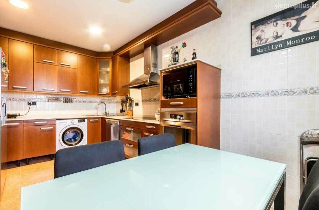 Semi-detached house for sale Spain, Barselona
