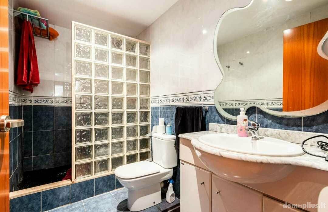 Semi-detached house for sale Spain, Barselona