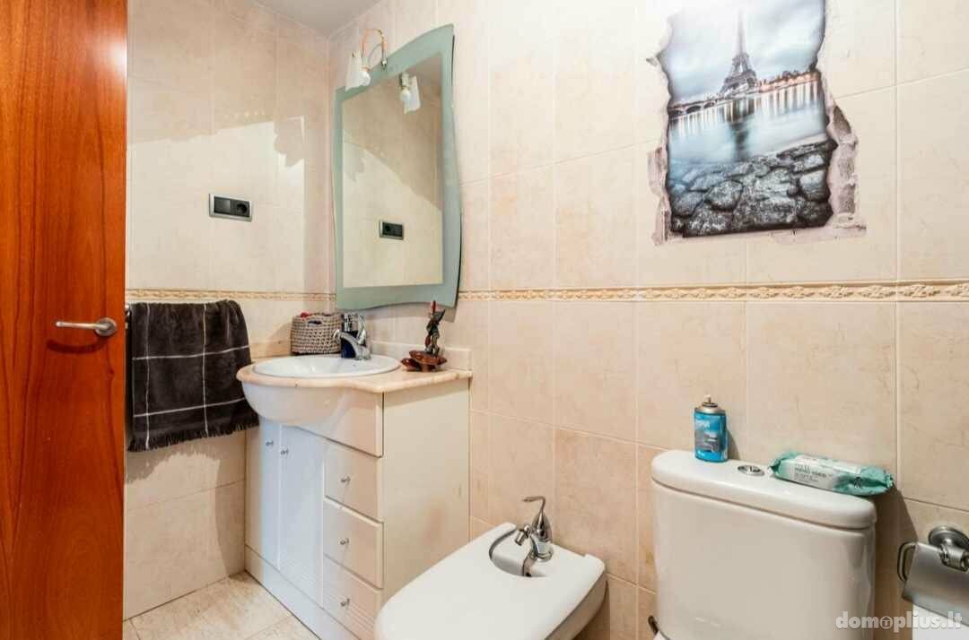 Semi-detached house for sale Spain, Barselona