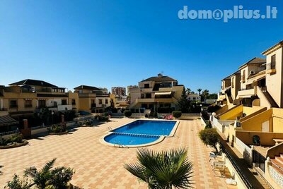 Parduodamas sublokuotas namas Ispanijoje, Torrevieja